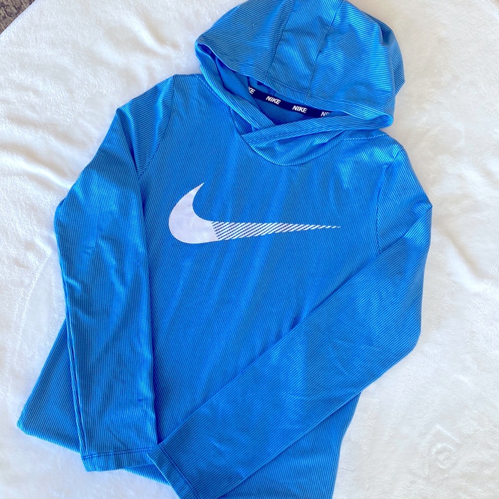 Nike Dry-Fit hoodie boys medium blue